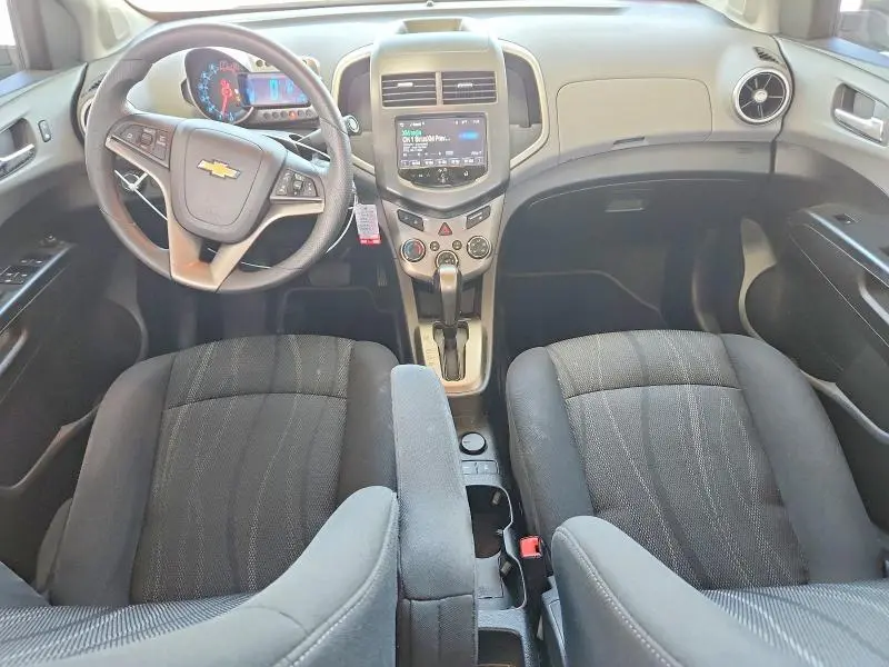 2016 CHEVROLET SONIC LT  