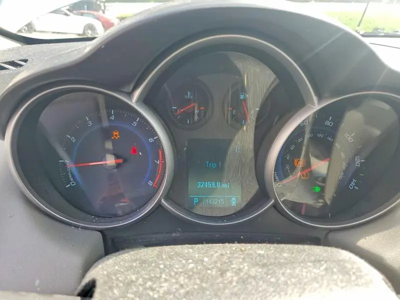 2011 CHEVROLET CRUZE LS   