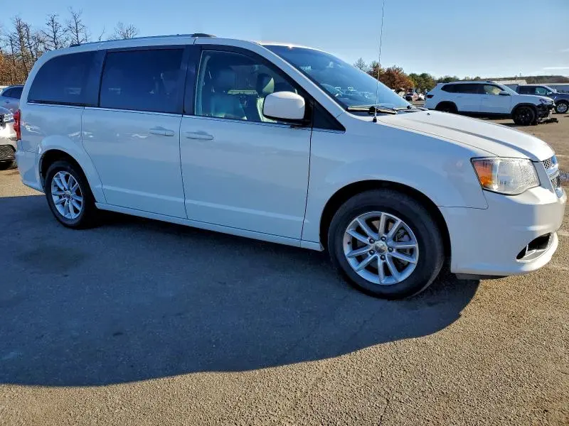 2018 DODGE GRAND CARAVAN SXT  