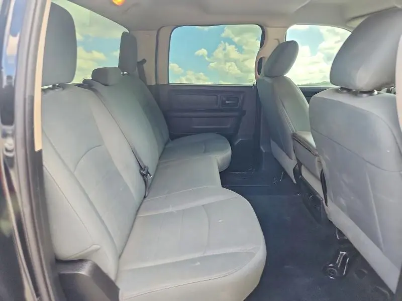2015 RAM 1500 ST  