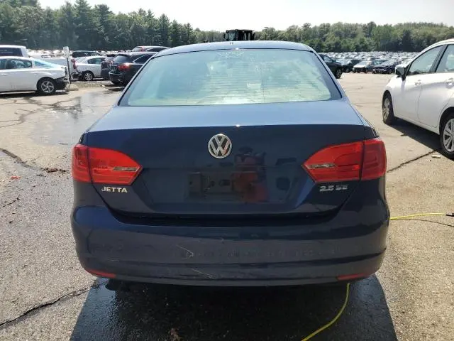 2011 VOLKSWAGEN JETTA SE  