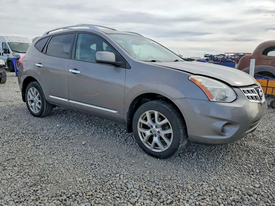2011 NISSAN ROGUE S  