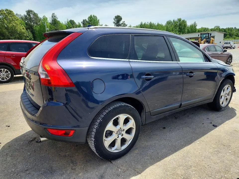2013 VOLVO XC60 3.2  