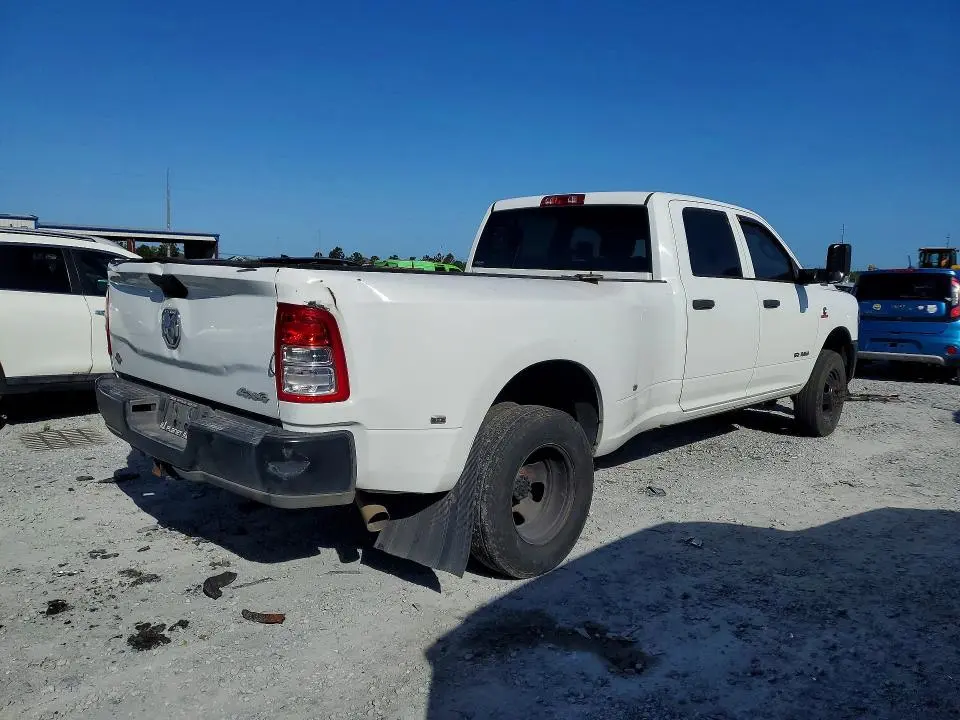 2022 RAM 3500 TRADESMAN  