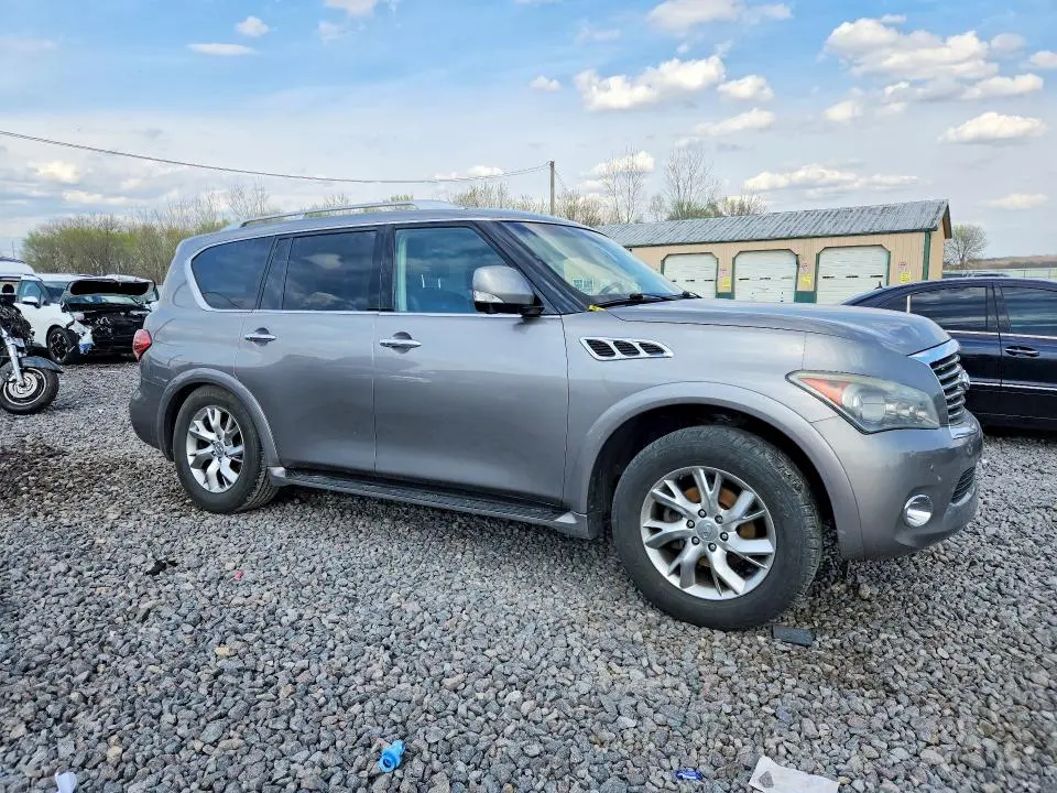 2011 INFINITI QX56 BASE  