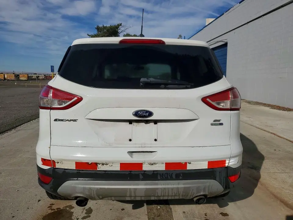 2014 FORD ESCAPE SE  