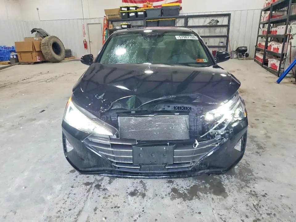2019 HYUNDAI ELANTRA LIMITED  