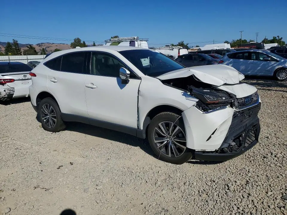 2021 TOYOTA VENZA LE  