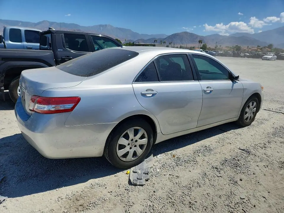 2010 TOYOTA CAMRY LE  