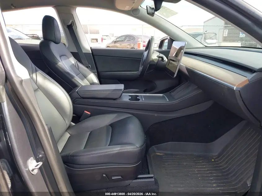 2022 TESLA MODEL Y LONG RANGE DUAL MOTOR ALL-WHEEL DRIVE