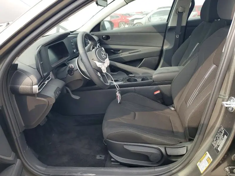 2025 HYUNDAI ELANTRA BLUE  