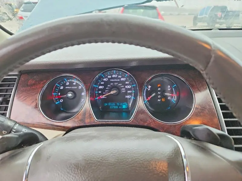 2010 FORD TAURUS SEL  