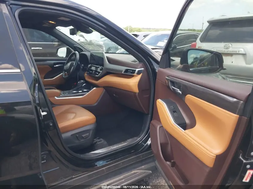 2021 TOYOTA HIGHLANDER HYBRID PLATINUM