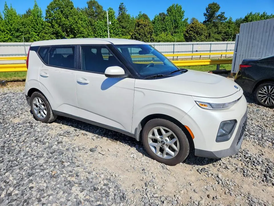 2020 KIA SOUL S  