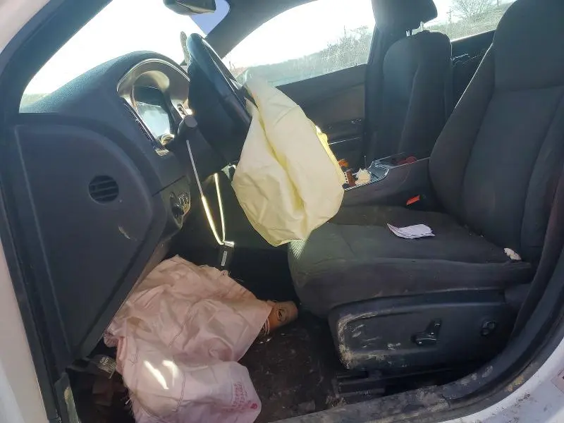 2012 DODGE CHARGER SXT  