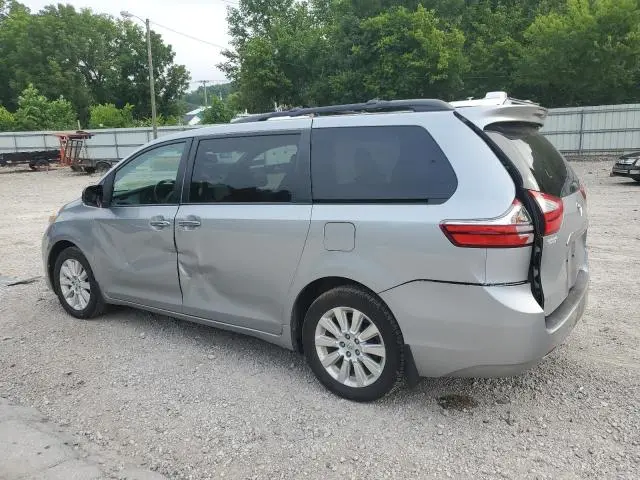 2015 TOYOTA SIENNA XLE  