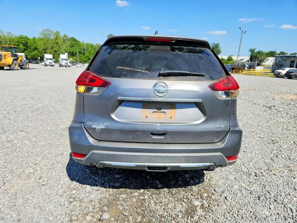 2018 NISSAN ROGUE SV  