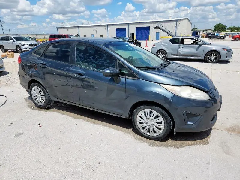 2011 FORD FIESTA S  