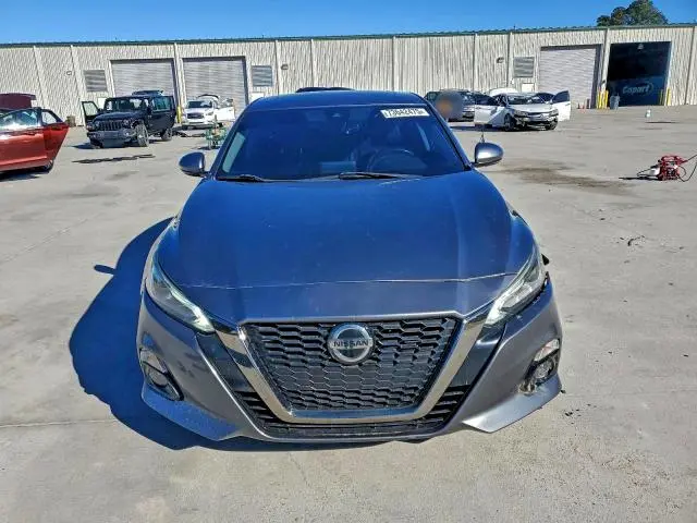 2019 NISSAN ALTIMA SL  