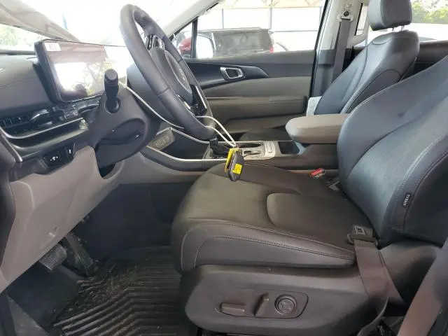 2025 KIA CARNIVAL LX  