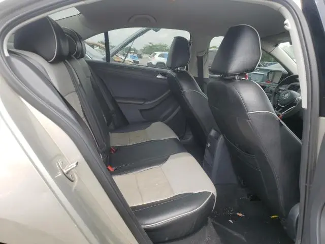 2016 VOLKSWAGEN JETTA S  