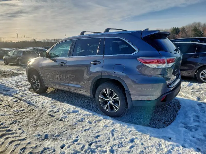 2016 TOYOTA HIGHLANDER XLE  