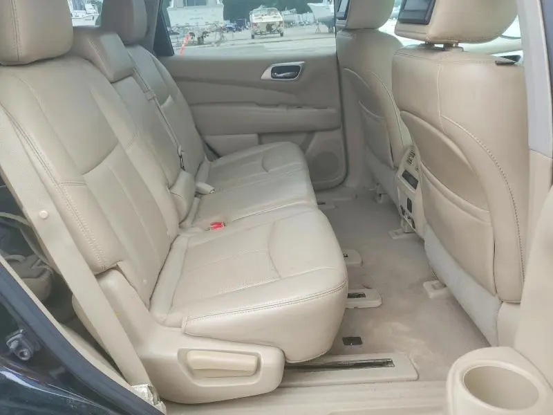 2014 NISSAN PATHFINDER S  