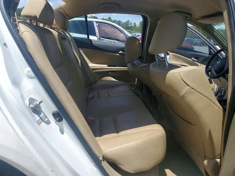 2011 HONDA ACCORD SE  