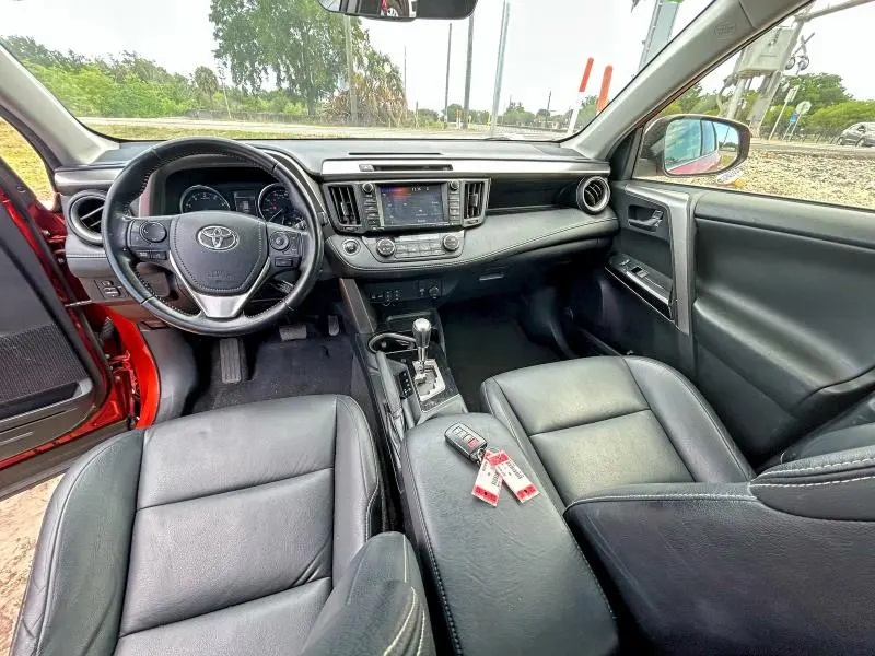 2016 TOYOTA RAV4 LIMITED  