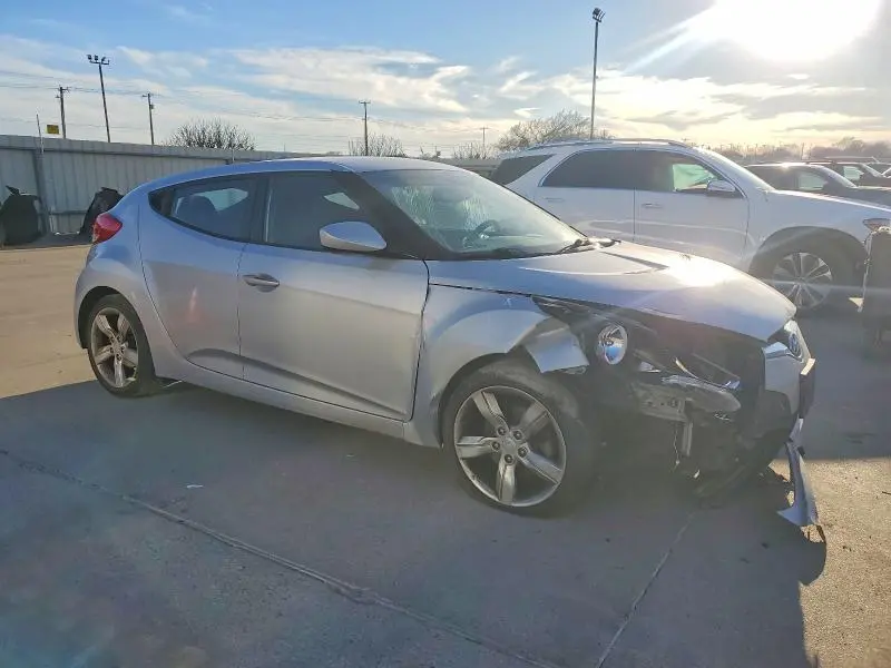 2013 HYUNDAI VELOSTER   