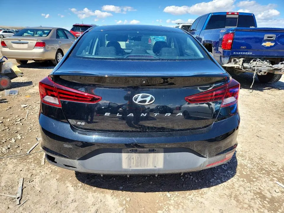 2020 HYUNDAI ELANTRA SE  