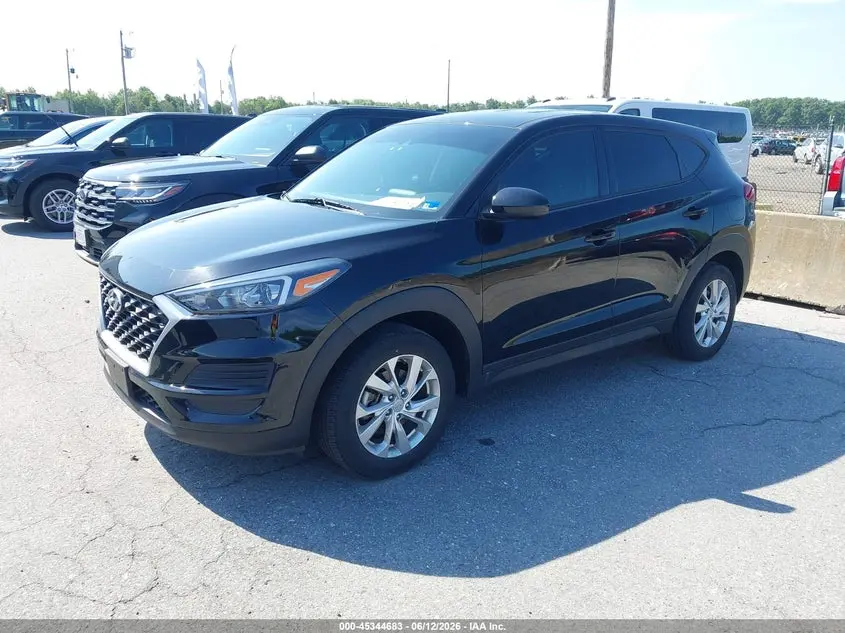 2020 HYUNDAI TUCSON SE