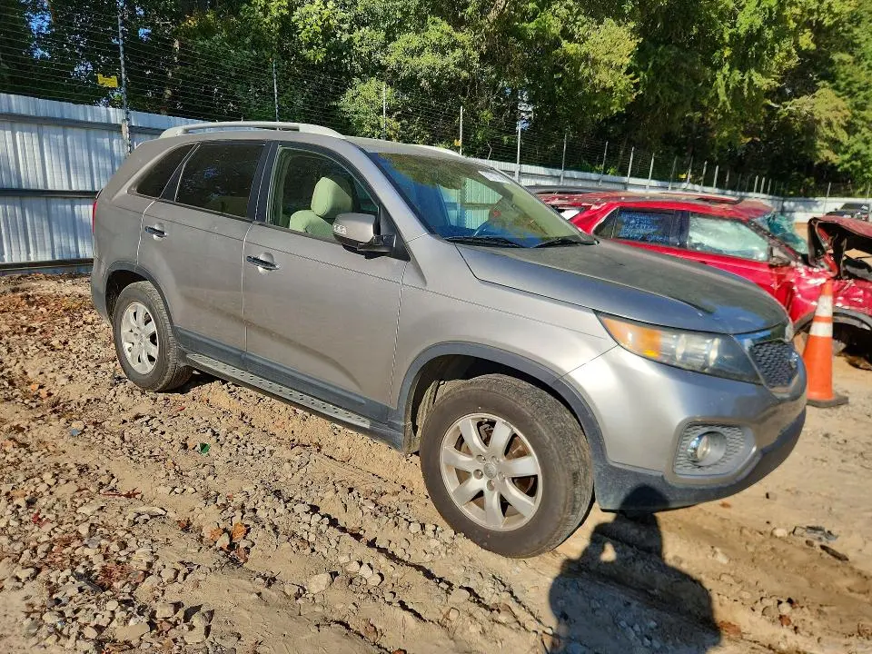 2012 KIA SORENTO LX  