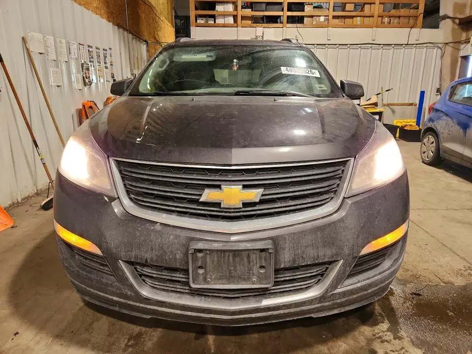 2015 CHEVROLET TRAVERSE LS  