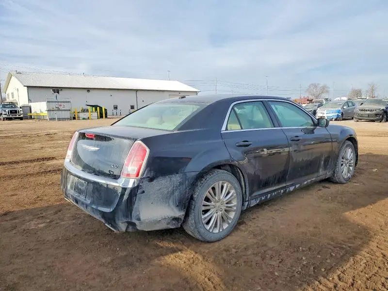 2013 CHRYSLER 300   