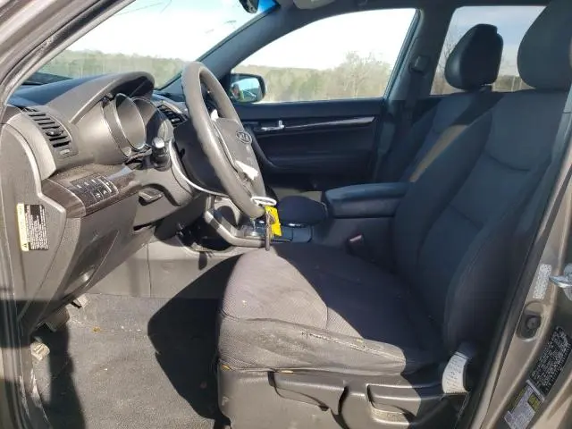 2011 KIA SORENTO BASE  