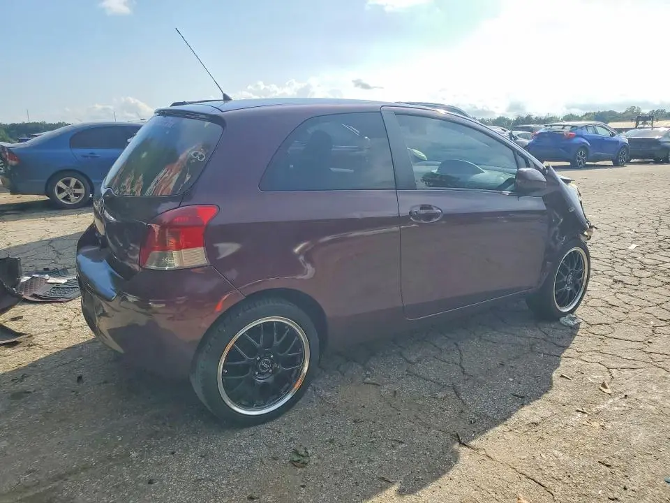 2010 TOYOTA YARIS BASE  