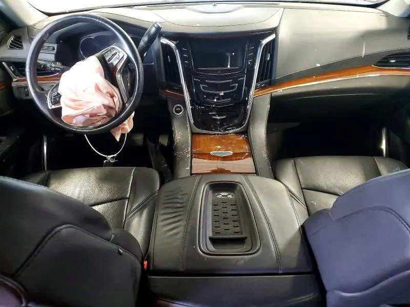 2017 CADILLAC ESCALADE ESV LUXURY  