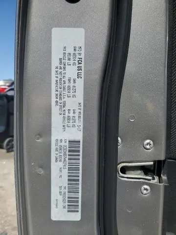 2017 DODGE CHARGER SE  