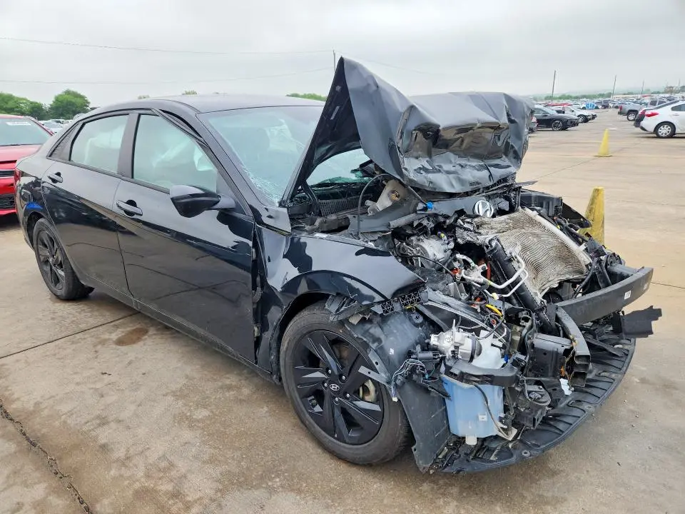 2023 HYUNDAI ELANTRA BLUE  