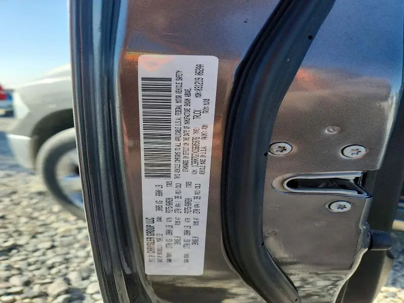2013 RAM 1500 SLT  