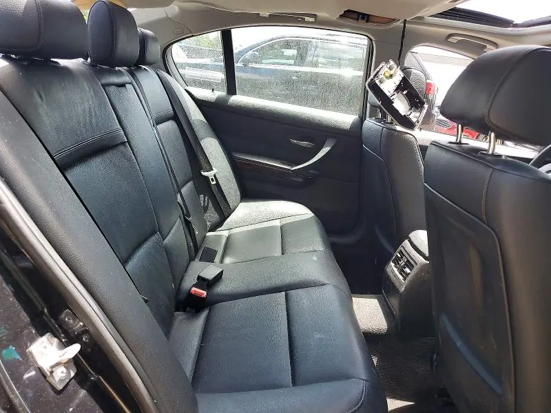 2011 BMW 328 XI  