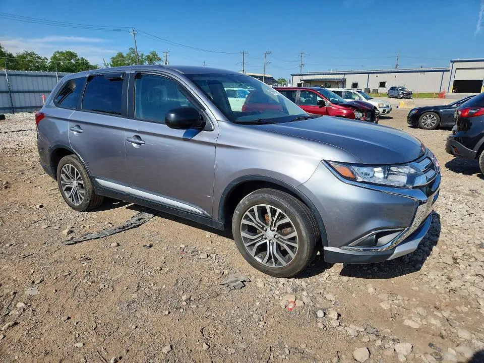 2016 MITSUBISHI OUTLANDER SE  