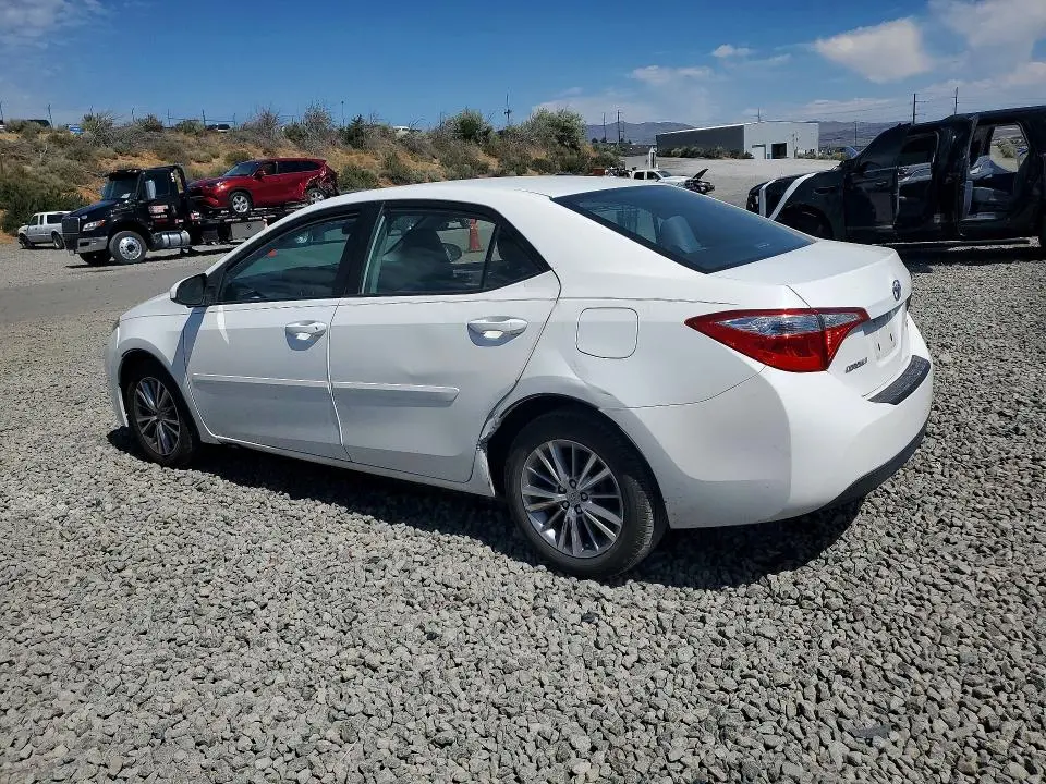 2015 TOYOTA COROLLA LE PLUS  