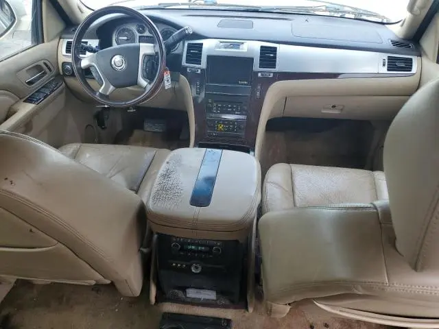 2011 CADILLAC ESCALADE ESV LUXURY  