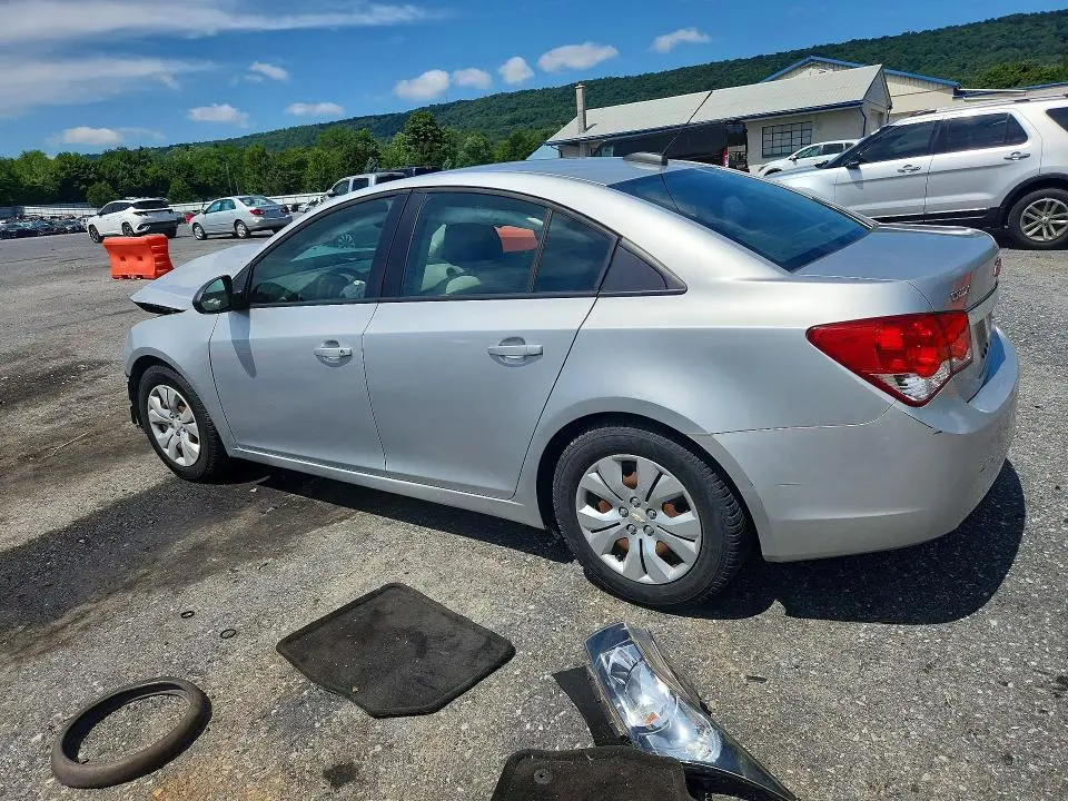 2015 CHEVROLET CRUZE LS  