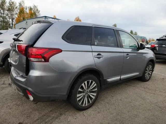 2020 MITSUBISHI OUTLANDER SE  