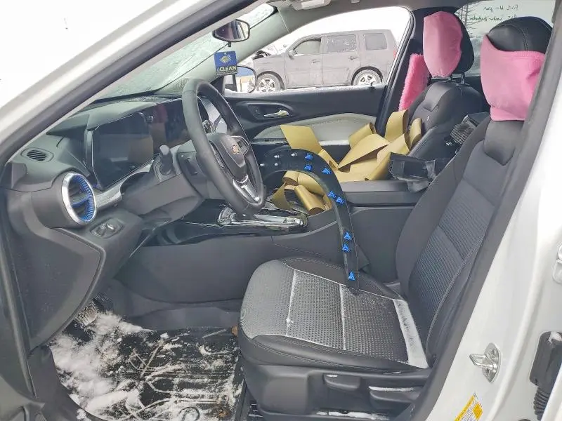 2025 CHEVROLET TRAX 1LT  