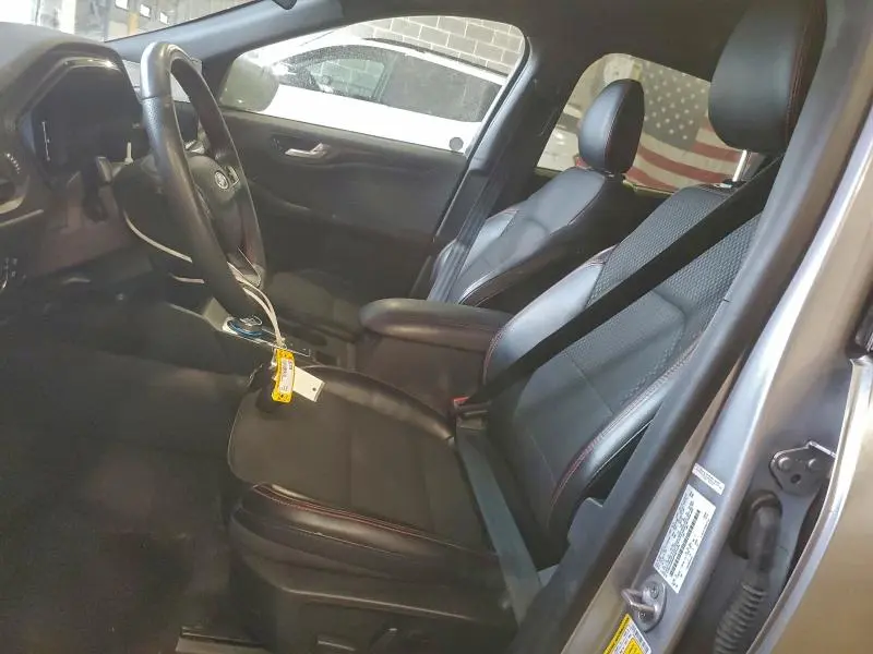 2023 FORD ESCAPE ST LINE  