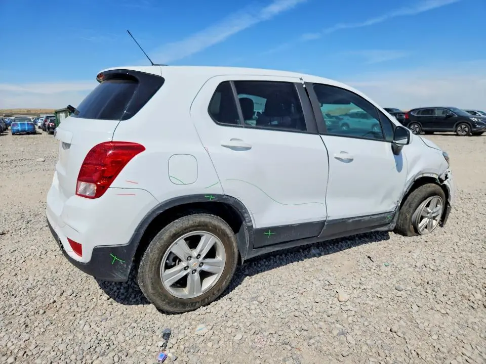 2021 CHEVROLET TRAX LS  